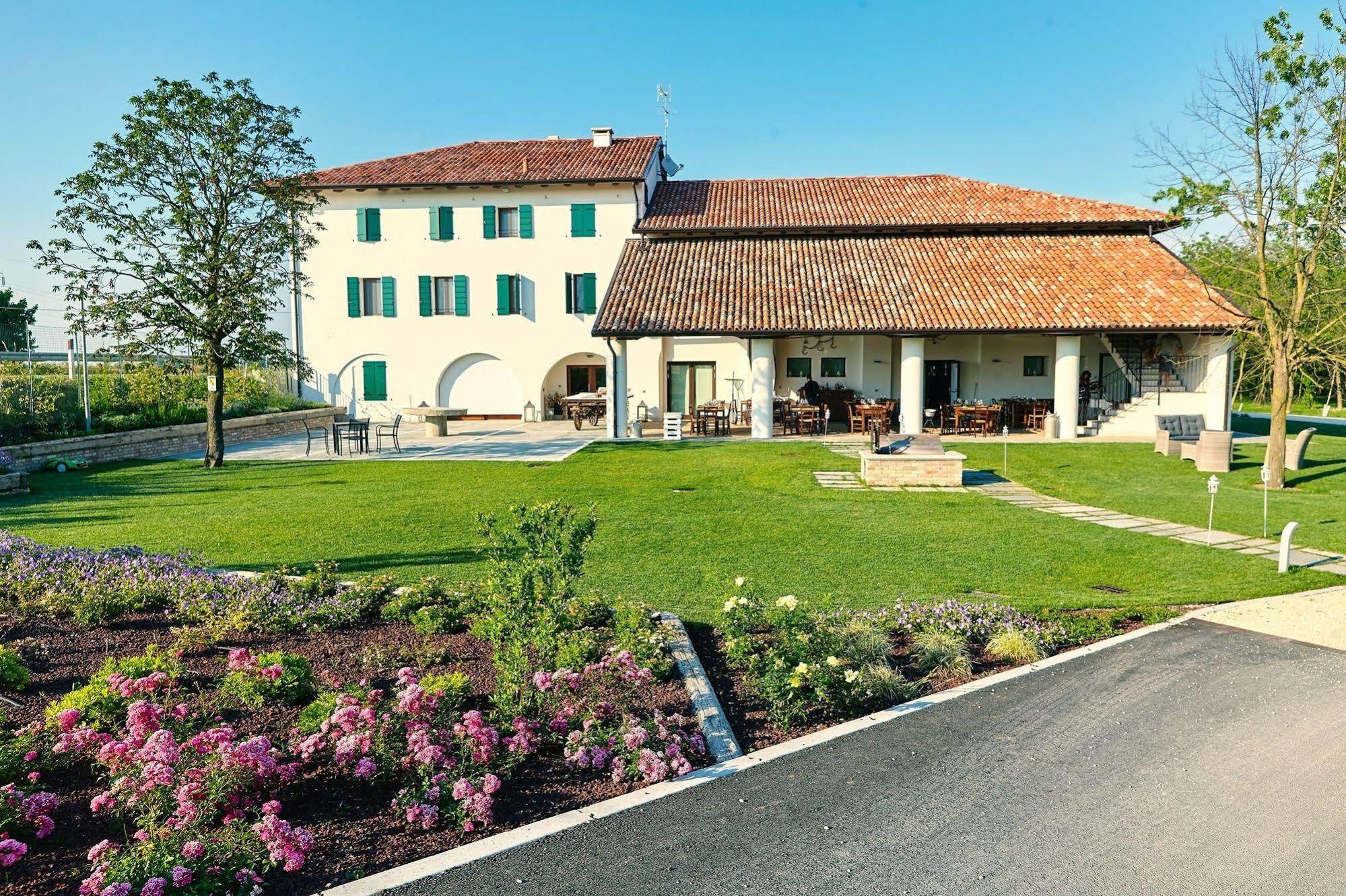 Casa Dei Racconti Casa de hóspedes Ceggia Exterior foto